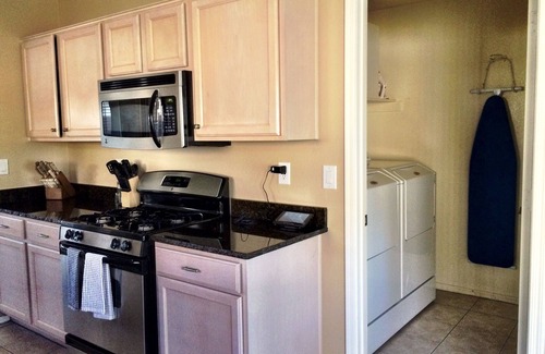 Desert Ridge House | PERFECTLY LOCATED FAMILY FRIENDLY HOUSE with HEATED POOL & HOT TUB!