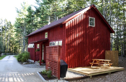 Blue Hill Cottage | "Perfectly Lovely" Guest Cottage, 1/2 mi to village, beach, and mountains