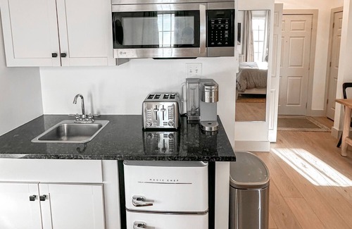 Treetop Apartment | Perfectly nestled between Rosemary & Alys Beach