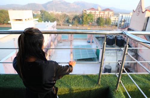 Haridwar Hotel | Perfectstayz Premium Ganga Heights at Harkipauri Road