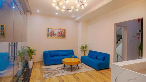 Mahmoorganj Hotel | Perfectstayz Premium Varanasi