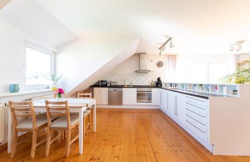 Adelsdorf Apartment | Perfekt für Gruppen, Familien & Geschäftsreisende - Nähe Bamberg & Erlangen