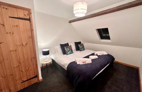 Usk Apartment | Period apartment,centre of Usk