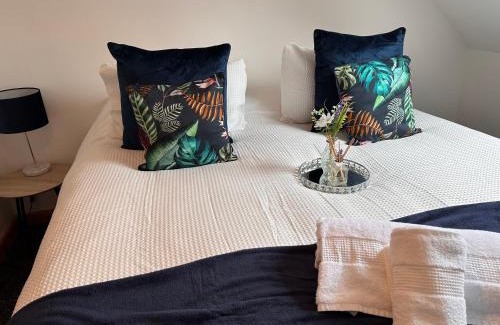 Usk Apartment | Period apartment,centre of Usk