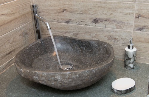 Apollonia Hotel | Peristeronas House