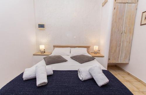Mykonos Town Hotel | Peristeronas Village