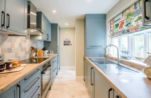 Aldeburgh House | Periwinkle, a delightful coastal cottage