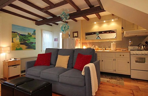 Rockport Cottage | PERIWINKLE COTTAGE #1 - OPEN ALL YEAR - walk to everything, parking, wifi, quiet