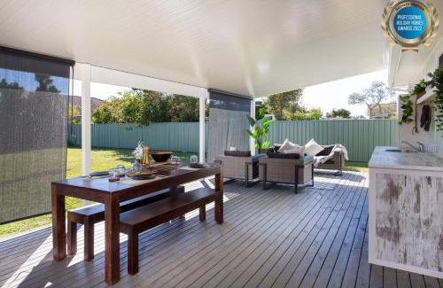 Culburra Beach House | Periwinkle I Pet Friendly I 2 Mins Walk to Beach