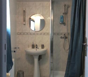 Moulins Apartment | Perle Rare F1 de 43 m quartier historique.(3 p)