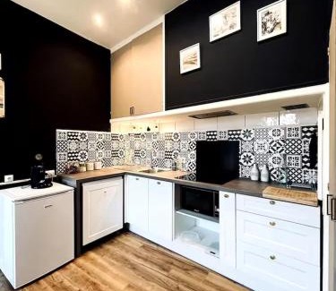 La Gare Apartment | Perpignan Appartement T2 Proche Gare 5 Couchages Climatisé