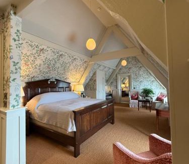 Kinsale House | Perryville House