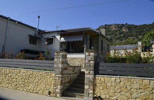 Kastritsa House | Persefoni's Home