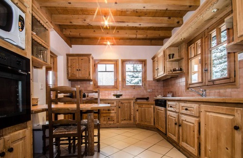 Les Tines Ski Chalet | Perseverance Residence - Chalets for 12 People