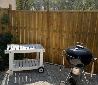Pertuis Apartment | Pertuis Appartement en rez-de-villa avec jardin privatif et parking