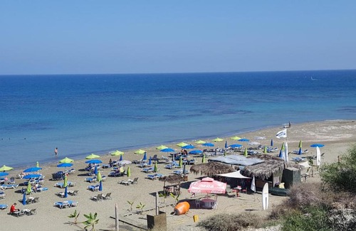 Pervolia House | Pervolia Villa at Faros Beach