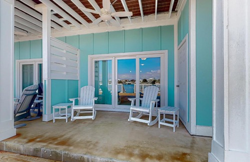 Ono Island Apartment | Pescador Landing A3
