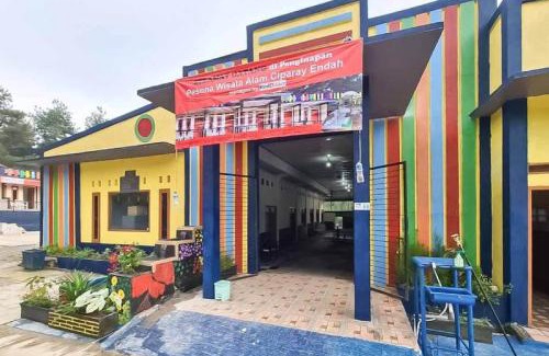 Pamijahan Hotel | Pesona Wisata Alam Ciparay Endah Mitra RedDoorz