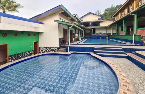 Pamijahan Hotel | Pesona Wisata Alam Ciparay Endah Mitra RedDoorz