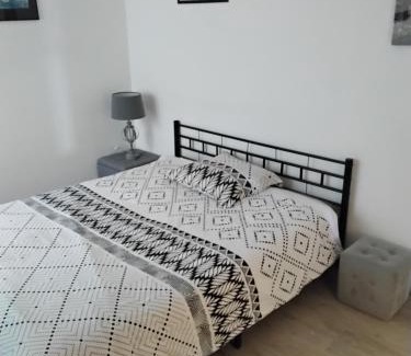 Saint-Sylvestre Apartment | PESSIC'art
