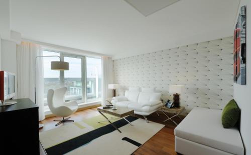 Queenstown Hotel | Pestana Chelsea Bridge Hotel & SPA