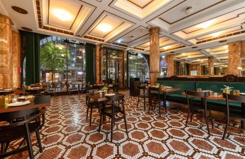 Centro / Baixa Hotel | Pestana Porto - A Brasileira, City Center & Heritage Building