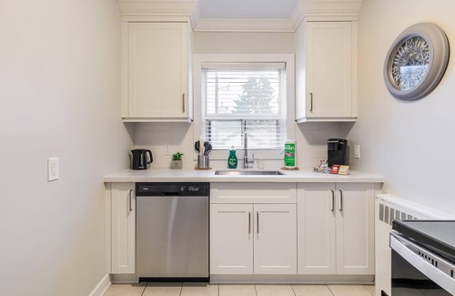 Hamilton Apartment | Pet-friendly 1BR Apartment near Corktown Hamilton