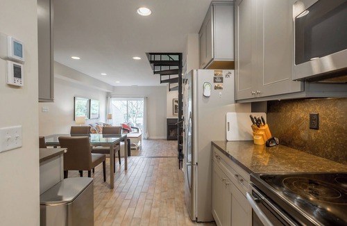 Country Club Estates House | Pet Friendly 2BR Townhouse Downtown Rehoboth Beach w/Pool & Parking
