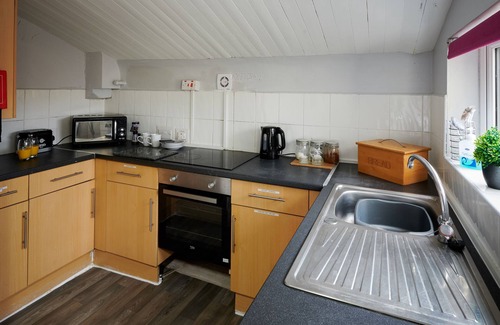 Flintshire House | Pet Friendly 3 Bed Detached Family Home, Mold, Sleeps 5