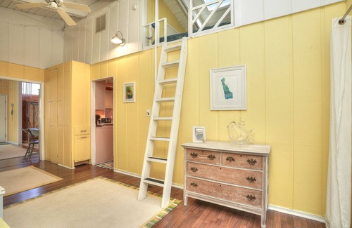 Bethany Beach House | Pet friendly, 3BR2BA. Walk or trolley to beach. Pool, pickleball, gym. BethWest