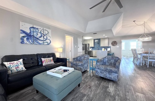 Fort Morgan House | Pet Friendly 4 Bedroom Beach House Steps from the Gulf
