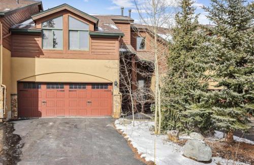 Frisco House | Pet-Friendly 4 Bedroom Townhome In Frisco - Short Drive To Breck!