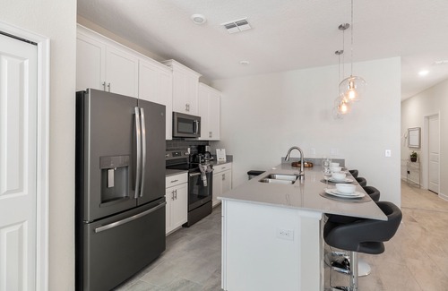 Davenport House | Pet-Friendly 5BR Retreat: Private Pool, Sleeps 11 - 8931