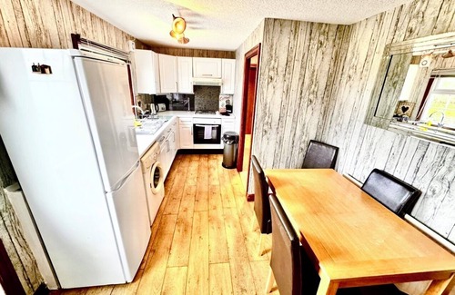 Flookburgh Cabin | Pet Friendly - 6 Guests - Haven Lakeland