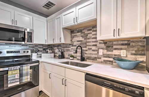 Kimberling City House | Pet-Friendly Abode, Walk to Table Rock Lake!