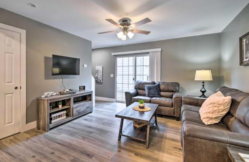 Kimberling City House | Pet-Friendly Abode, Walk to Table Rock Lake!