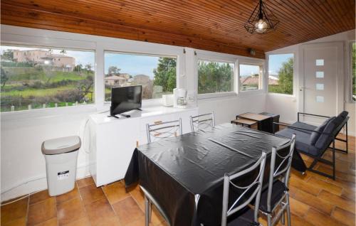 Bastelicaccia Apartment | Pet Friendly Apartment In Bastelicaccia