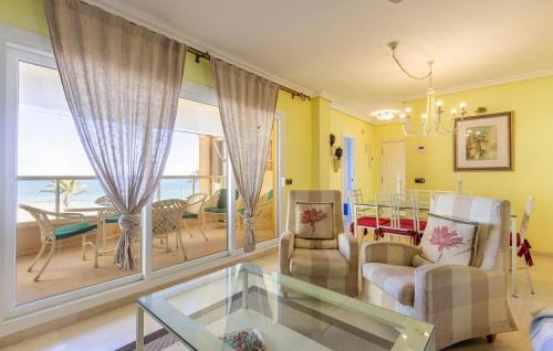 Coveta Fuma Apartment | Pet Friendly Apartment In El Campello