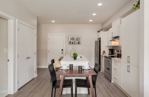 Southwest Calgary Apartment | Pet Friendly Apartment w/Free Underground Parking