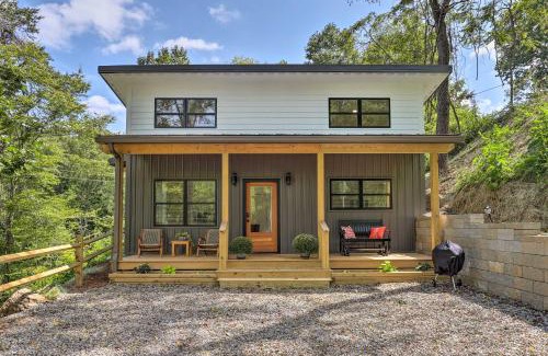 Woodfin House | Pet-Friendly Asheville Retreat with Hot Tub