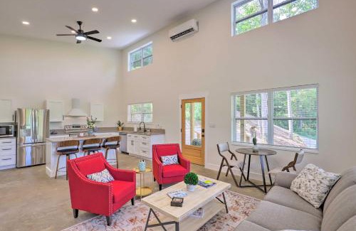 Woodfin House | Pet-Friendly Asheville Retreat with Hot Tub