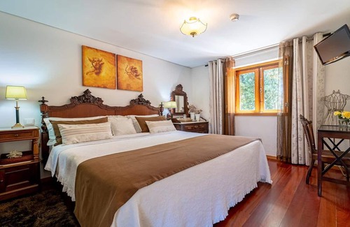 Amares House | Pet Friendly | Barbecue | Snooker | MyStay