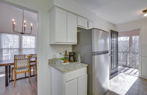 Mid City South Condo | Pet-Friendly Baton Rouge Vacation Rental