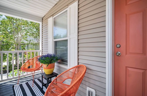 Dunedin Cottage | Pet Friendly! Beaches, Breweries & Blue Jays – DT Dunedin, Near Marina & Trail!