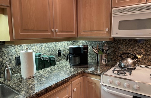 Broken Top House | Pet-Friendly Bend Westside Villa in the Broken Top Golf Community