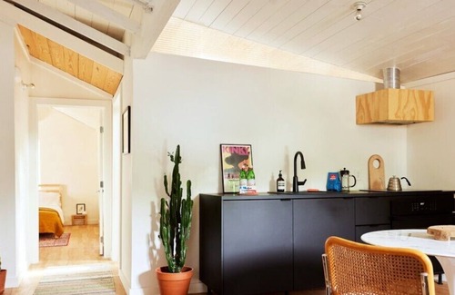 Study Butte-Terlingua House | Pet Friendly Bungalow — walk to restaurants, bars