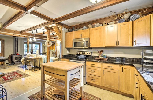 Fox Island Cabin | Pet-Friendly Cabin: Minutes to Gig Harbor!