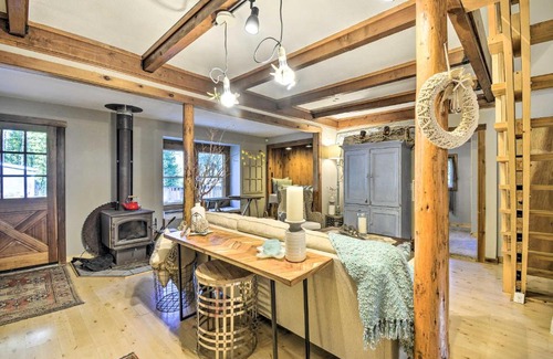 Fox Island House | Pet-Friendly Cabin Minutes to Gig Harbor!