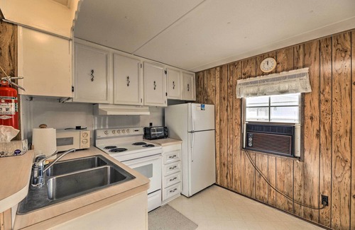 Oriental Cabin | Pet-Friendly Cabin w/Dock: Fish & Explore!