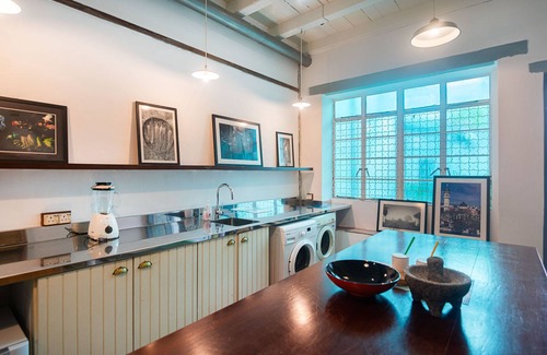 Downtown George Town House | [Pet-Friendly] Charming Heritage House Georgetown